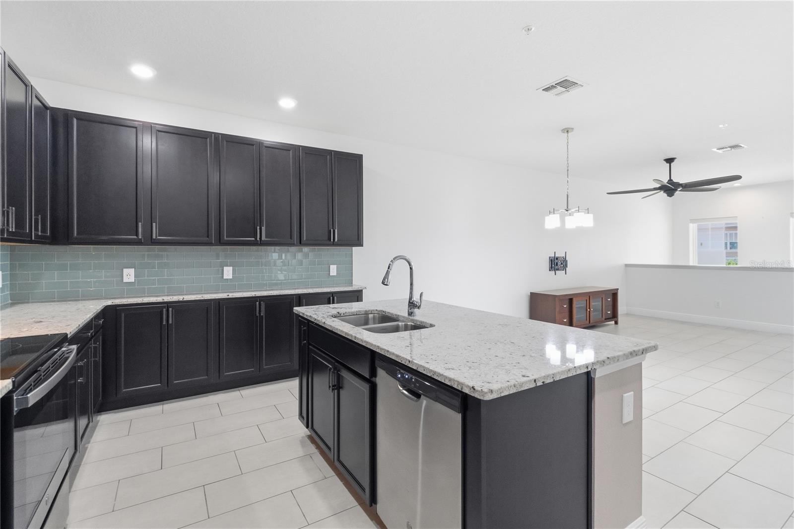 13444 Stoddart Ave Property Photo 27