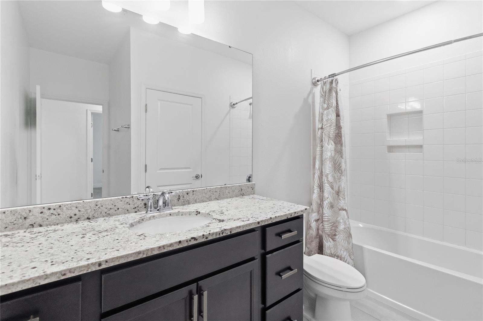 13444 Stoddart Ave Property Photo 45