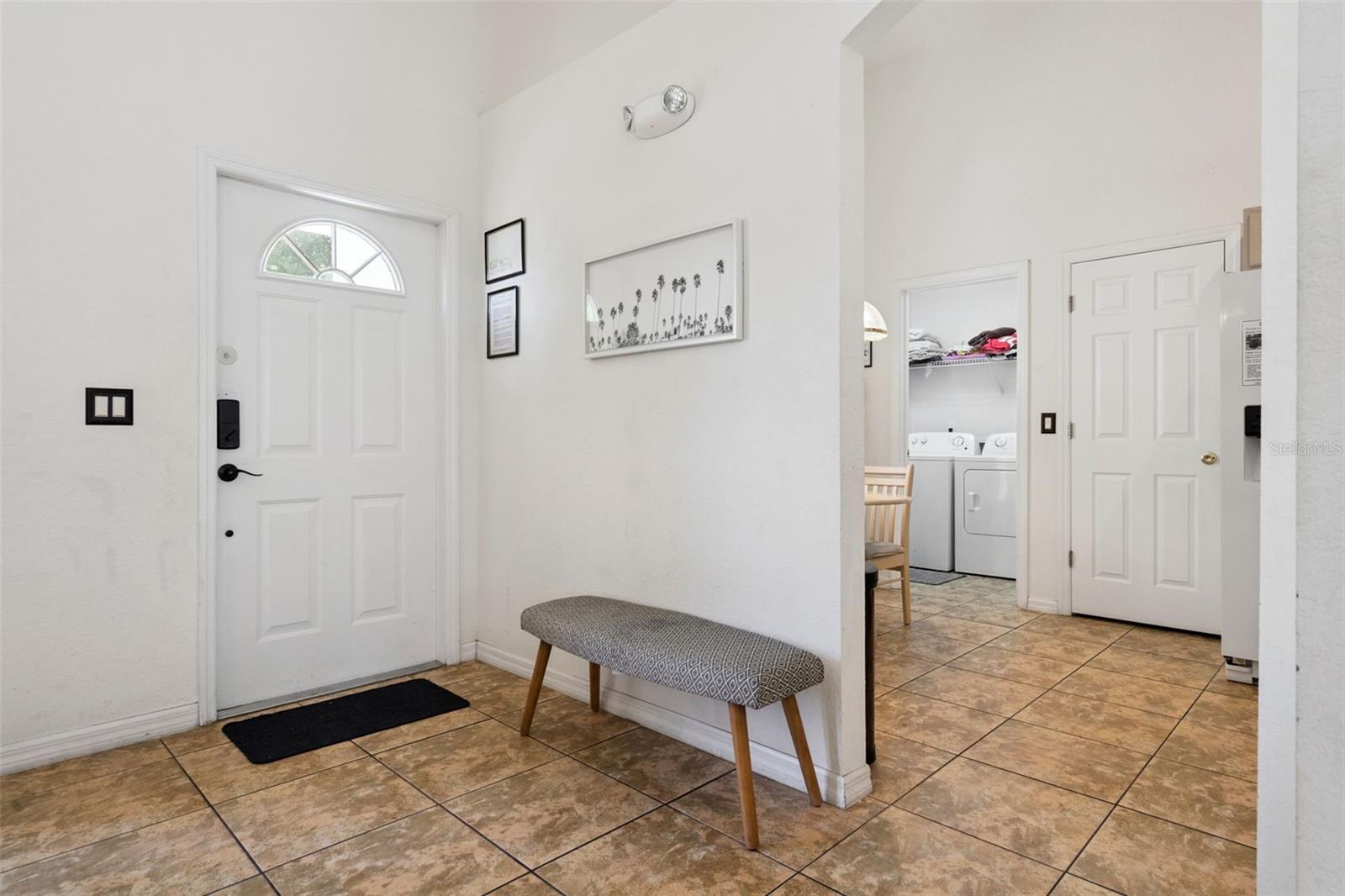 301 Troon Cir Property Photo 3