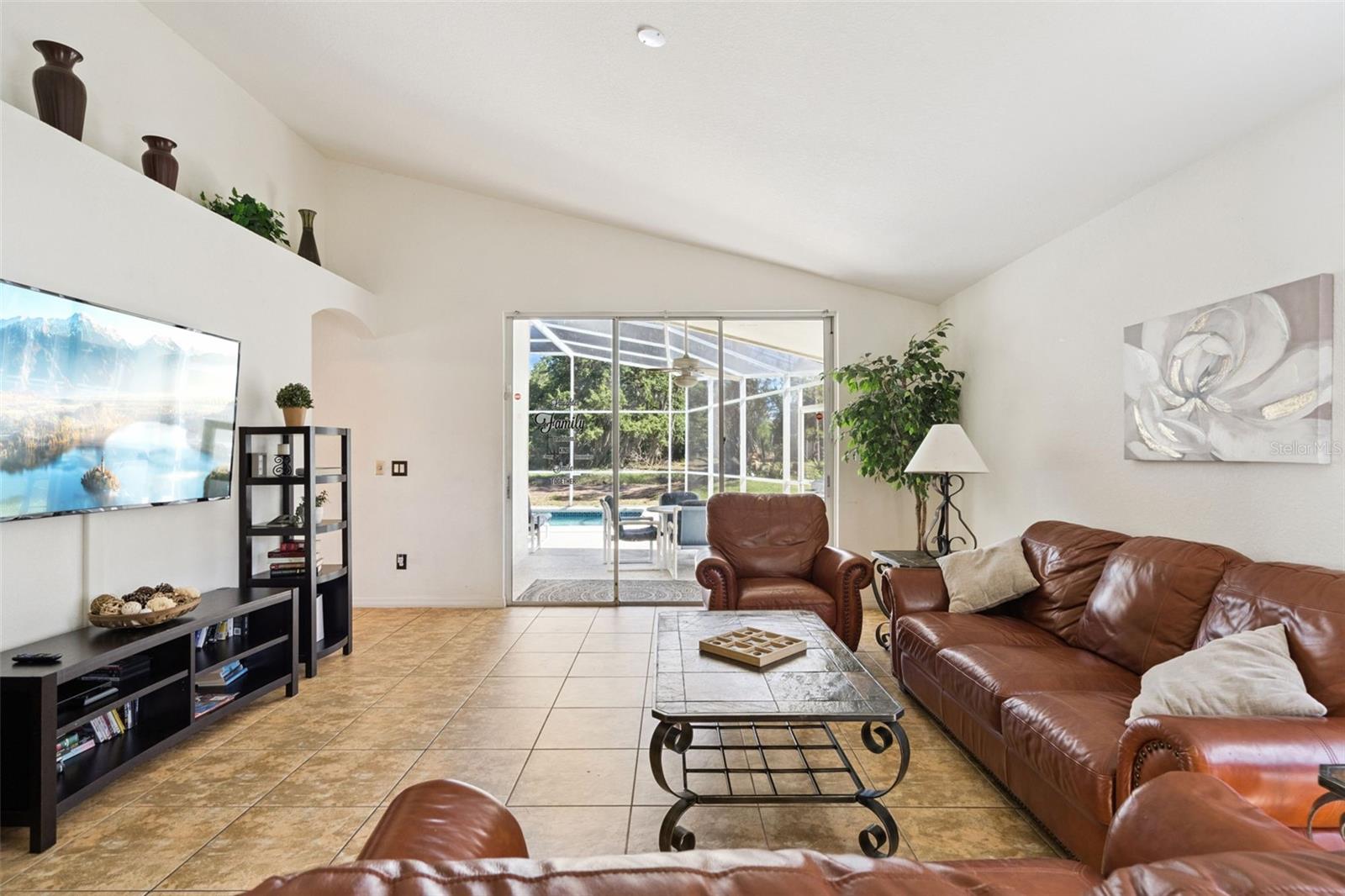 301 Troon Cir Property Photo 10