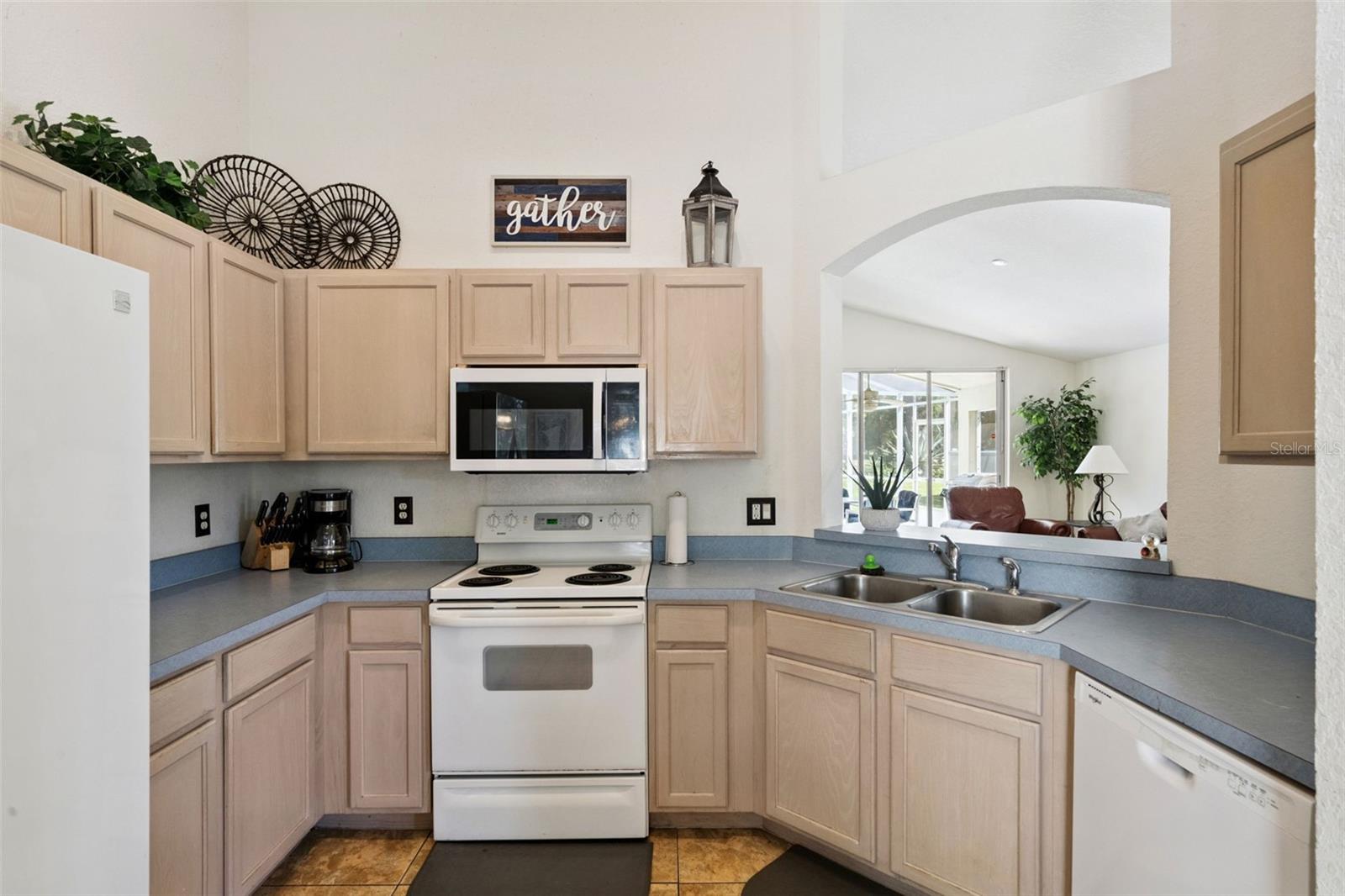 301 Troon Cir Property Photo 17