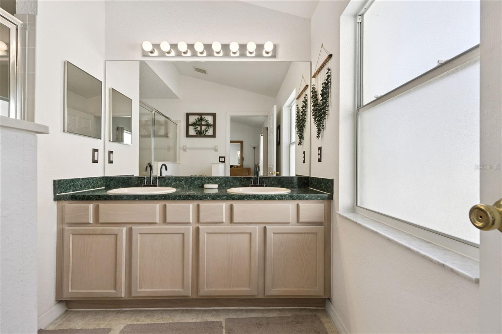 301 Troon Cir Property Photo 24