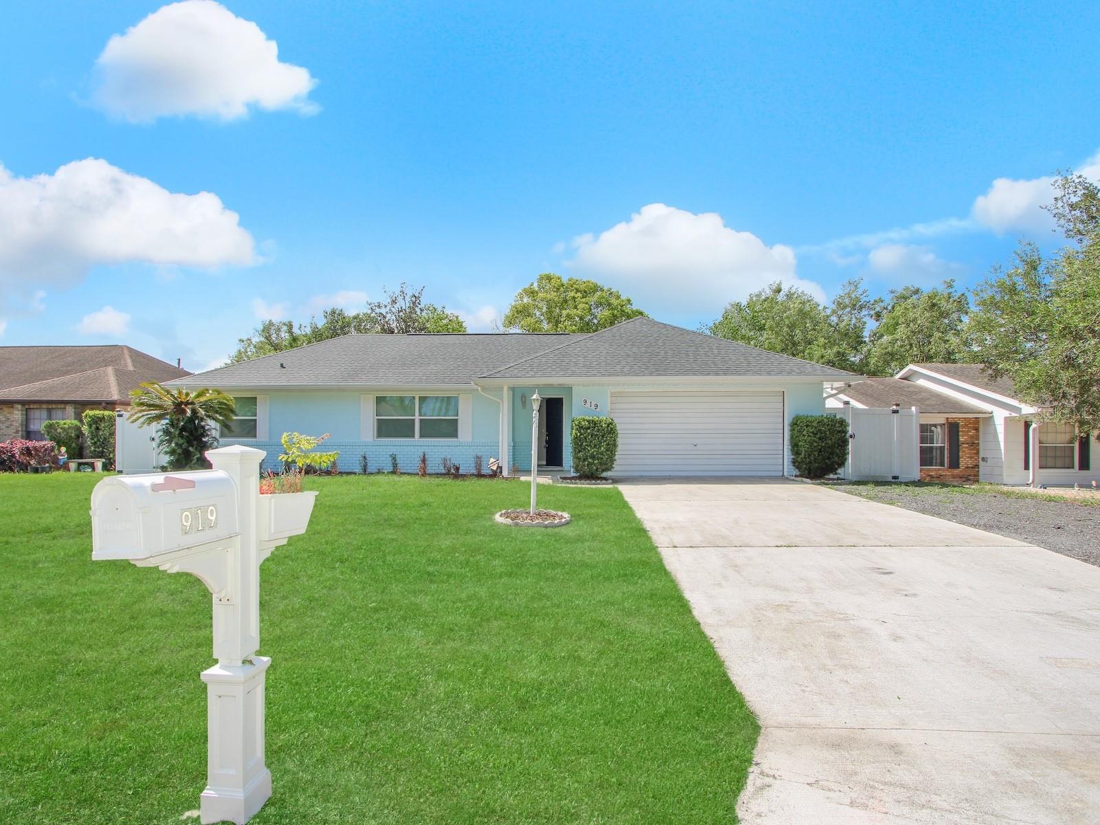 919 SYLVIA DR Property Photo 1