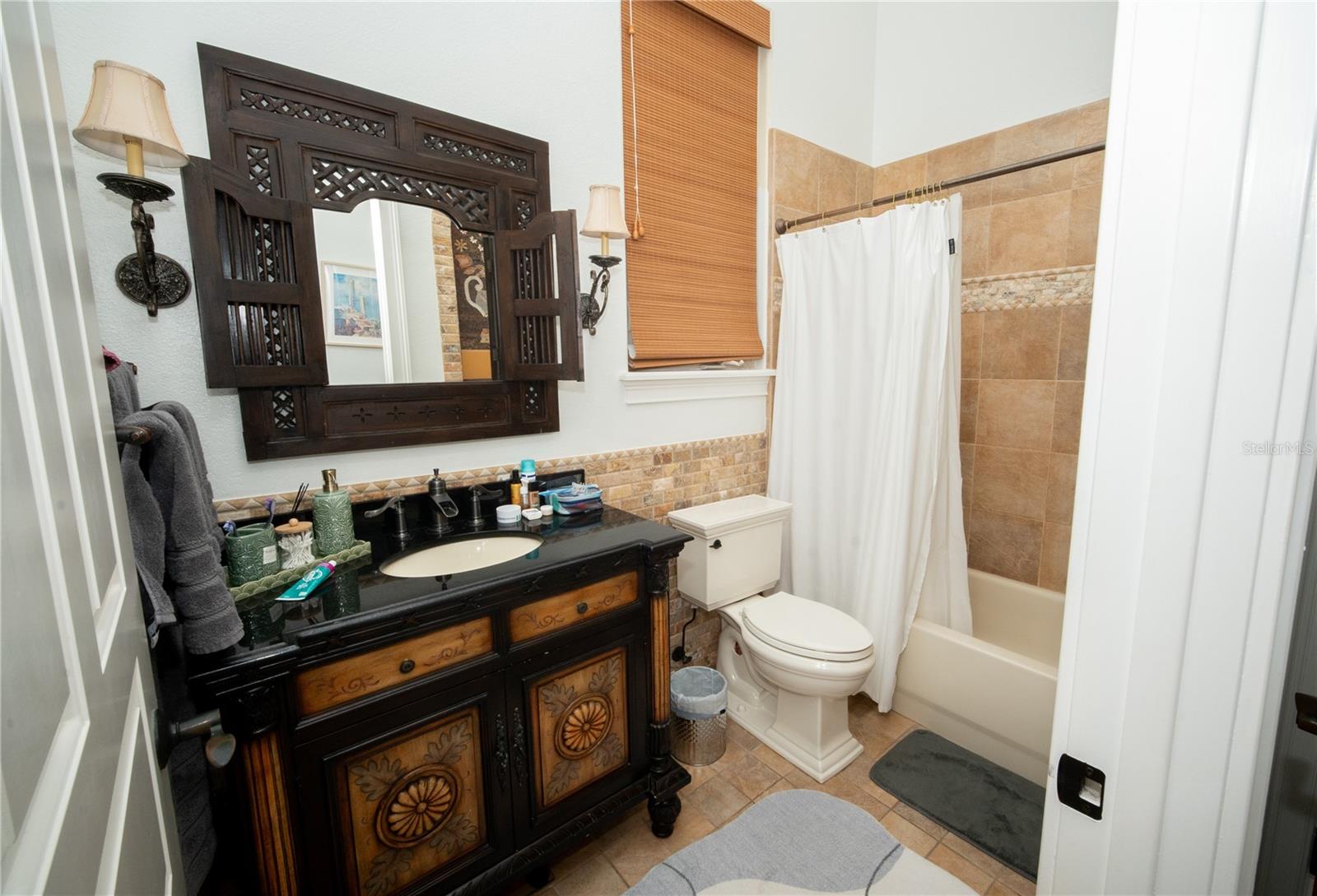 719 Eastlawn Dr Property Photo 23