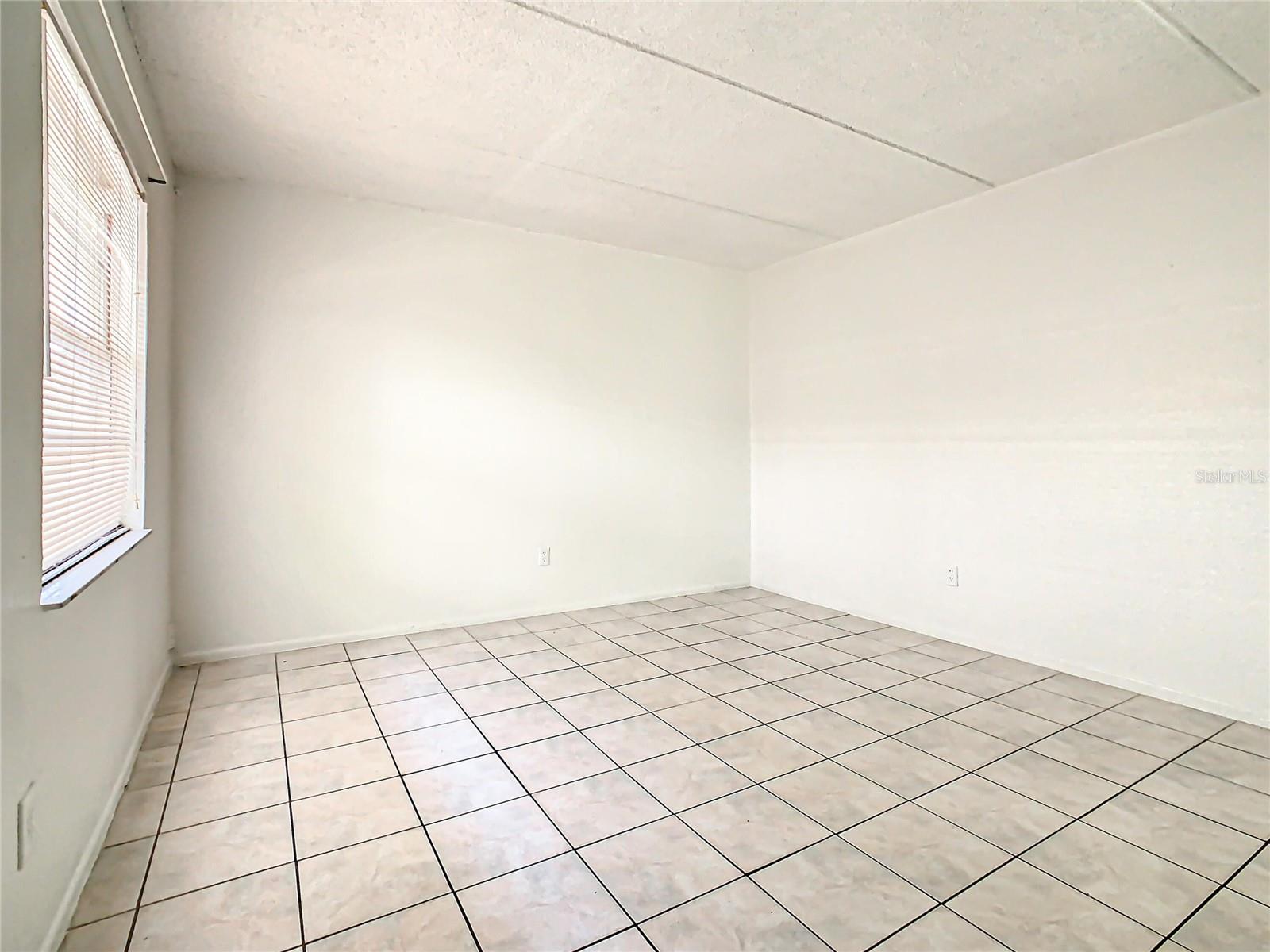 714 Michigan Ct #4 Property Photo 10