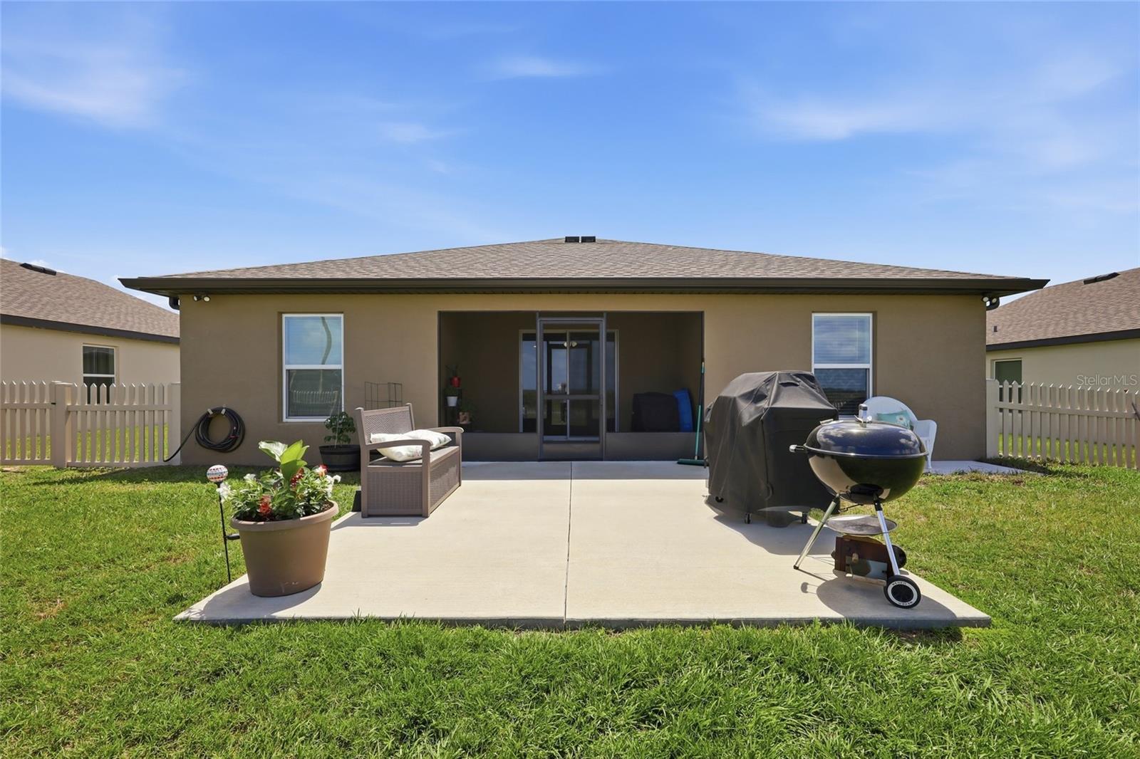 1607 Swan Lake Cir Property Photo 25