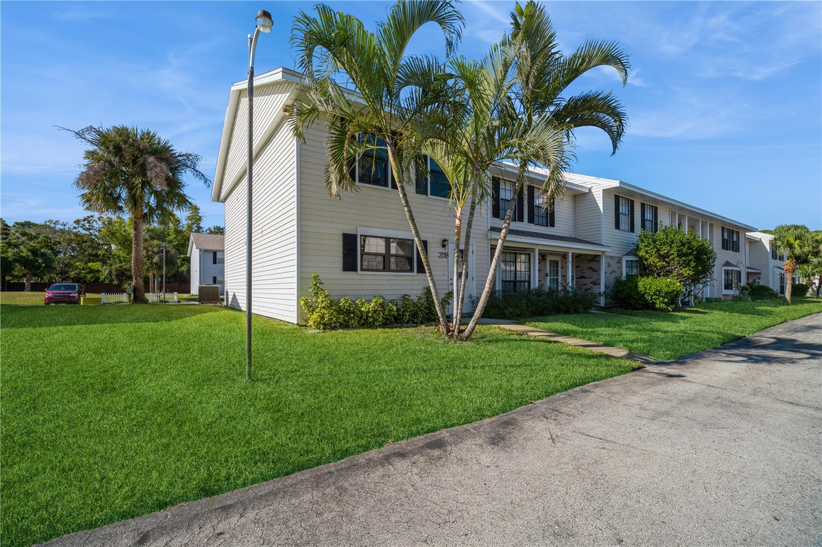 2018 Manor Dr Ne Property Photo 2