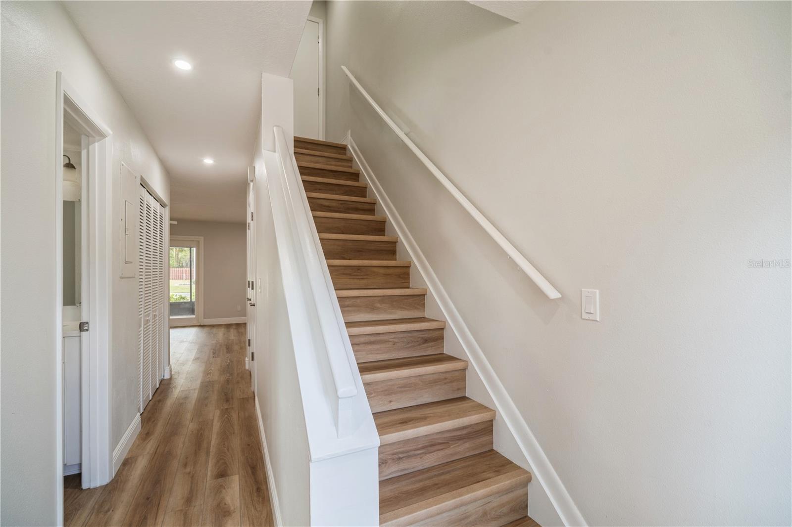 2018 Manor Dr Ne Property Photo 16