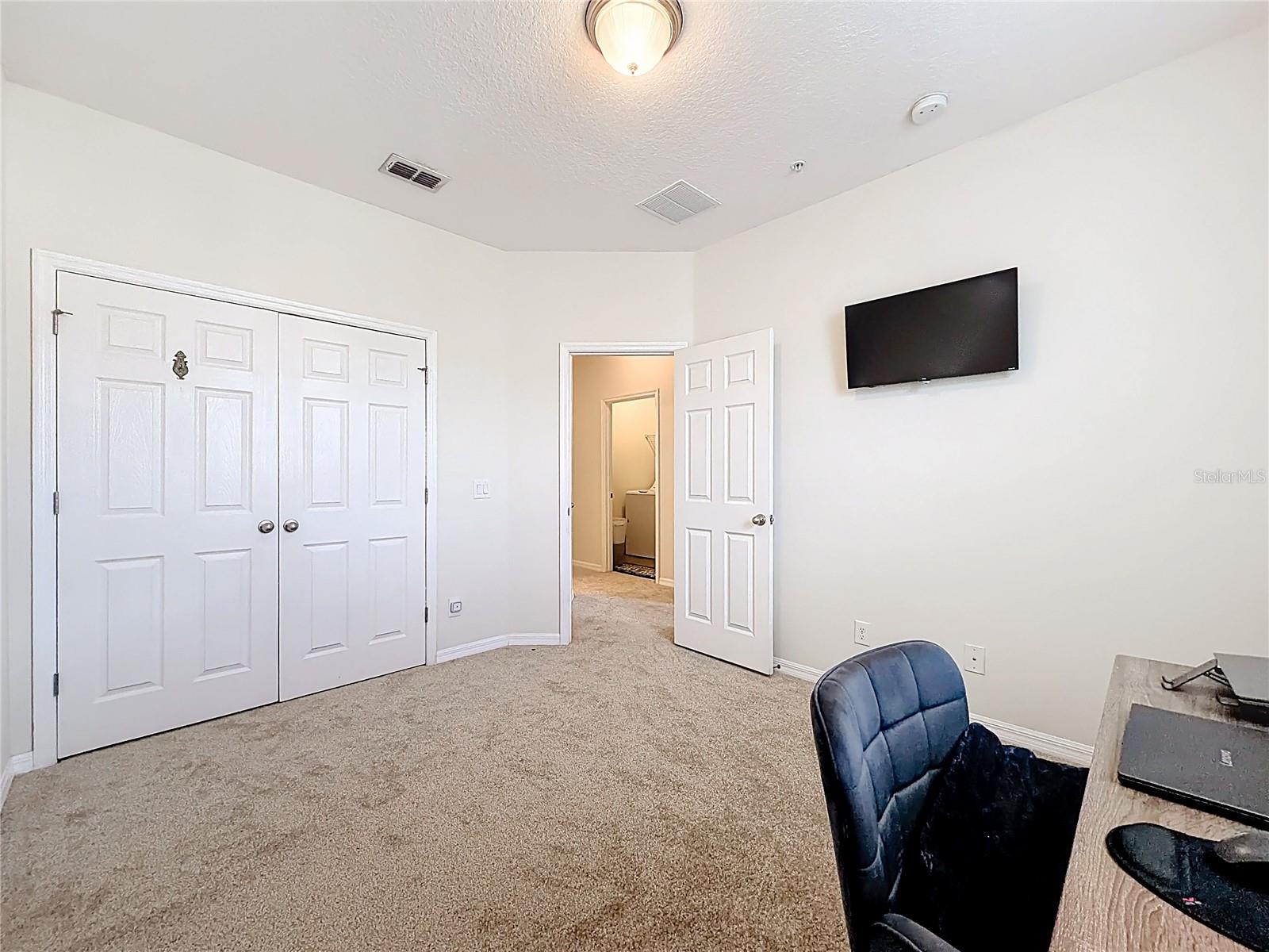 661 Fortanini Cir Property Photo 21