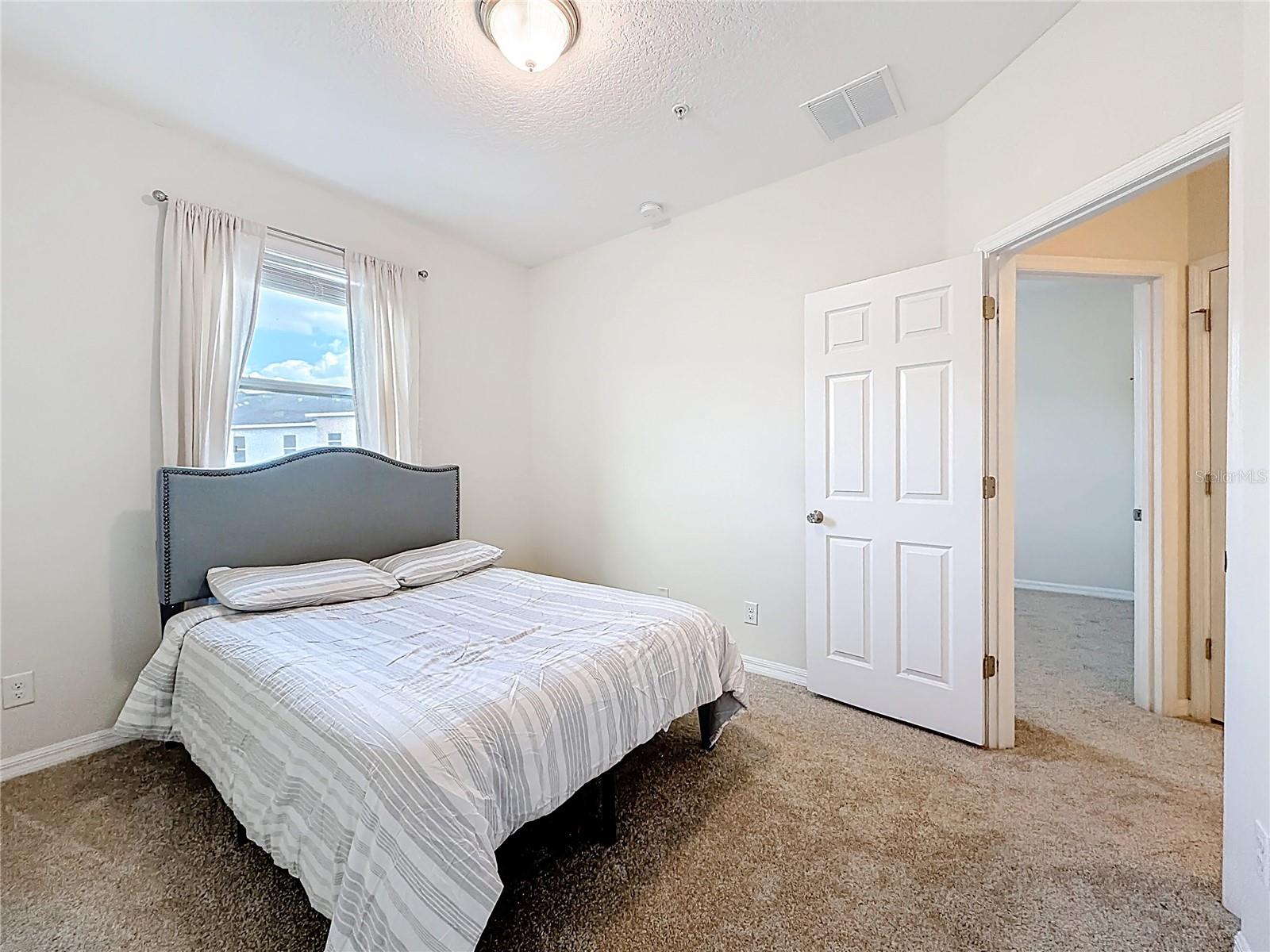 661 Fortanini Cir Property Photo 23