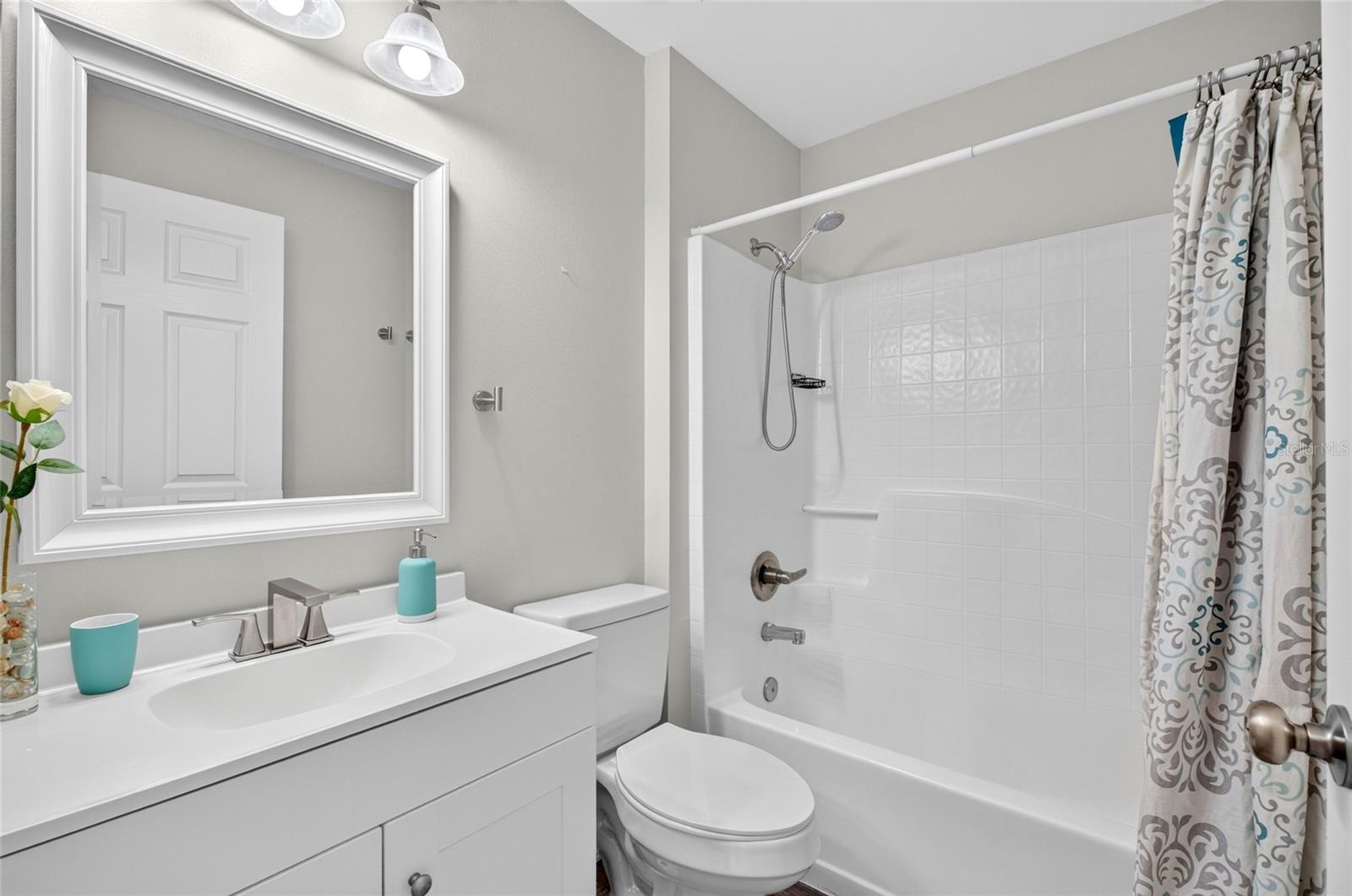 718 Toulon Dr Property Photo 16