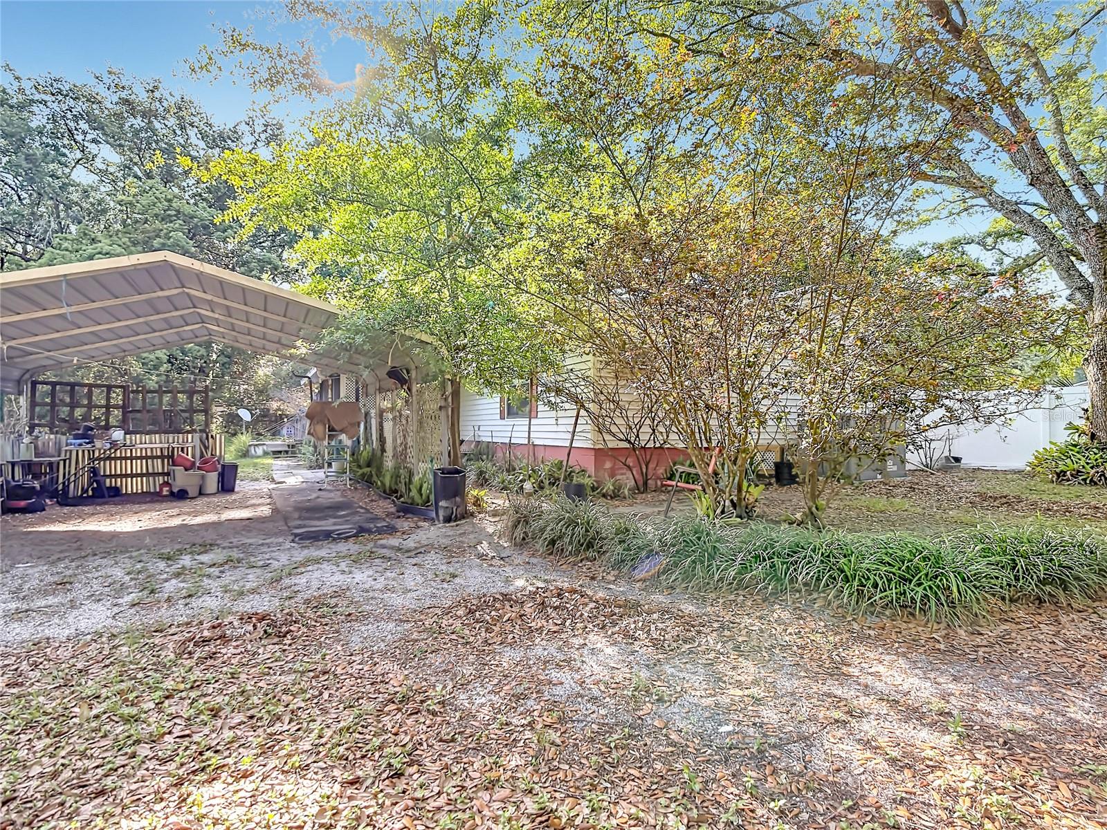 821 Irene Dr Property Photo 40