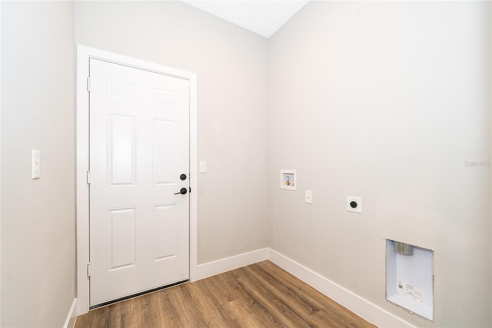 1519 Indiana St Property Photo 28