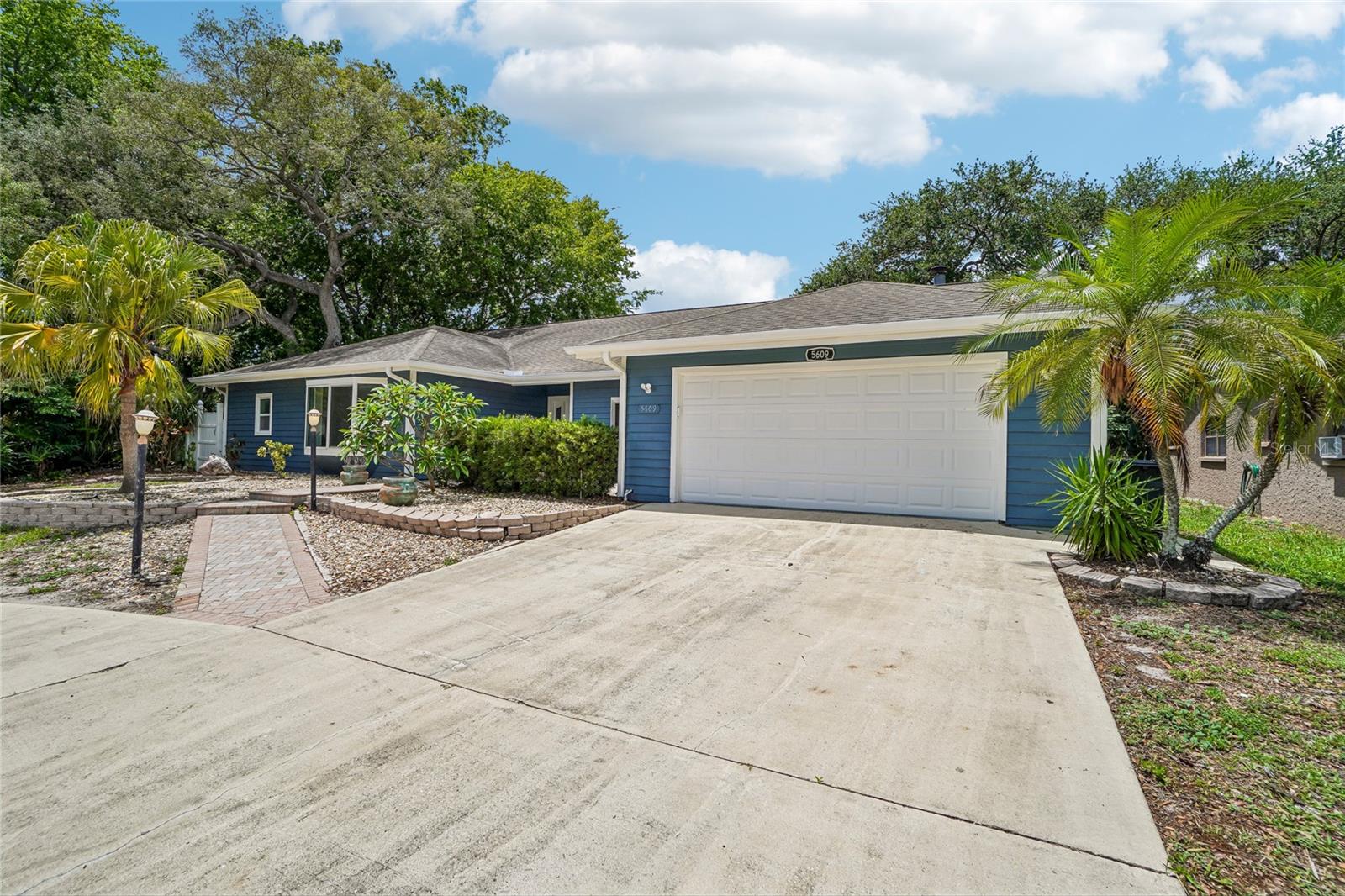 5609 Executive Dr Property Photo 44