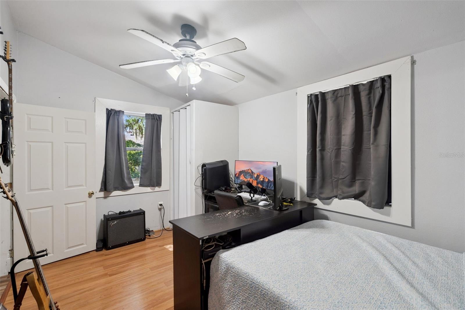 2112 9th St Property Photo 16