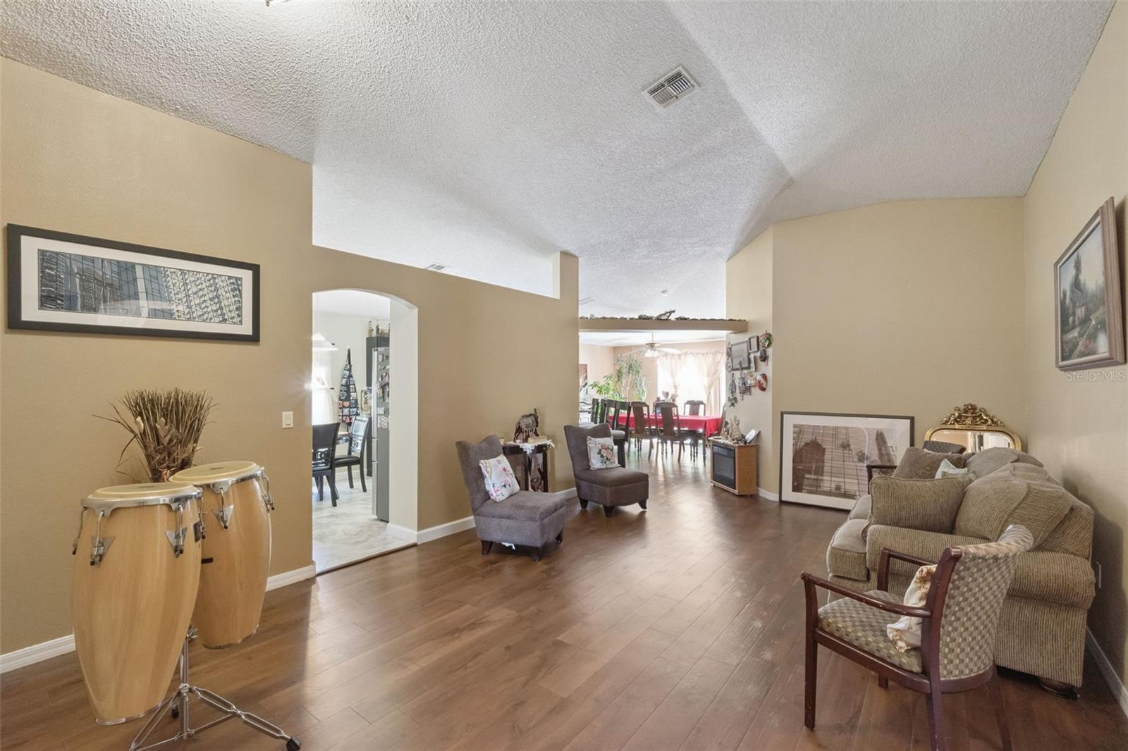 1504 Fort Meade Pl Property Photo 3