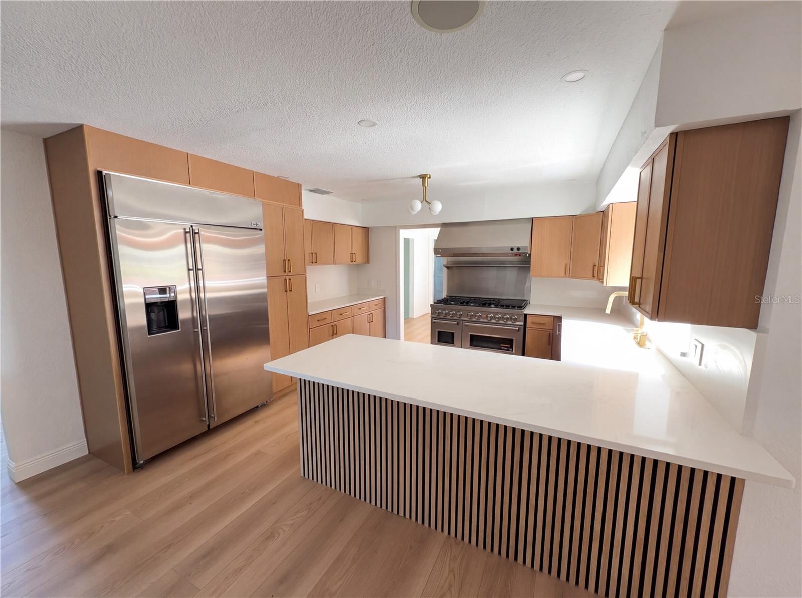 51 Oakleigh Ln Property Photo 2