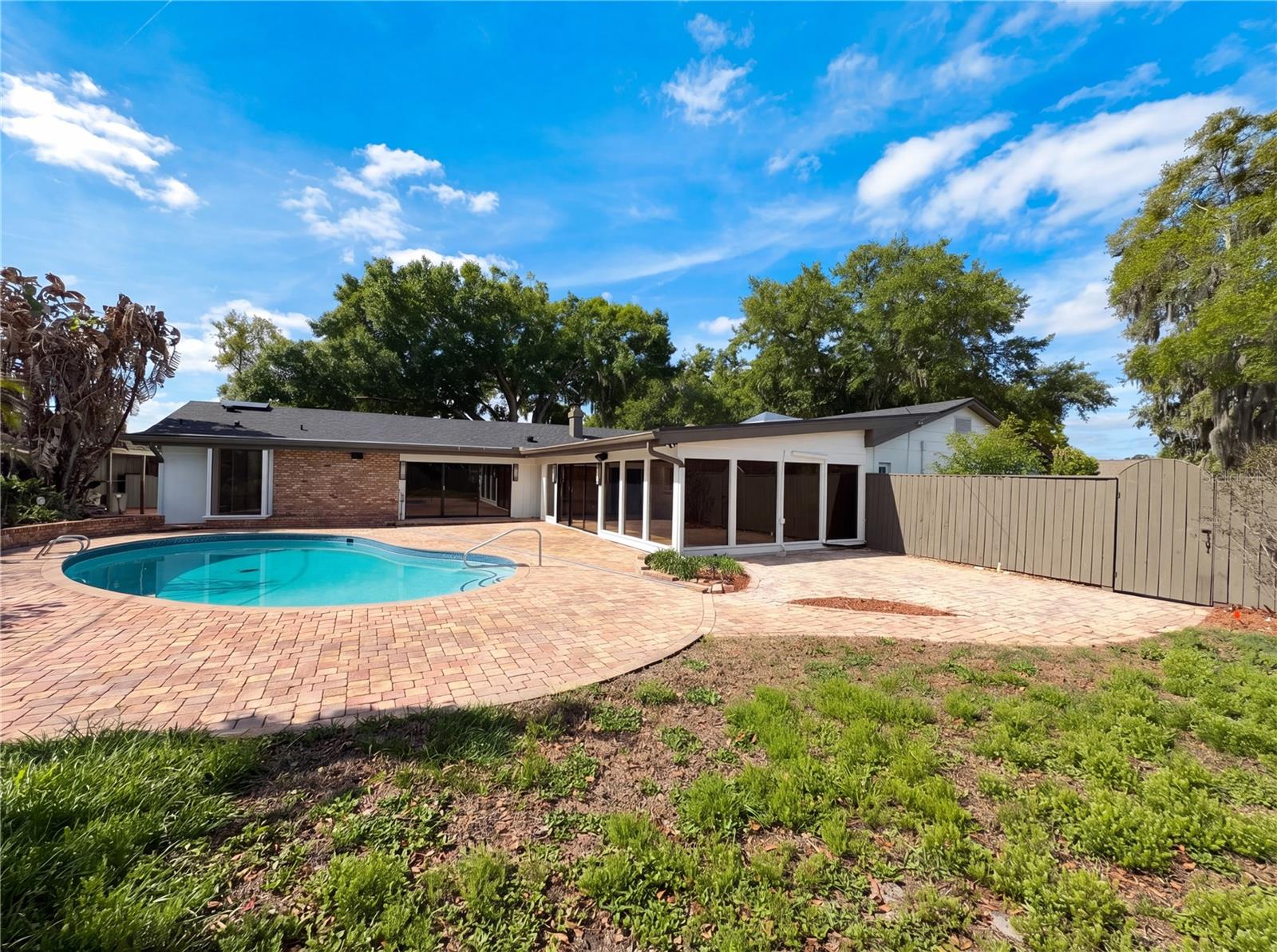 51 Oakleigh Ln Property Photo 36