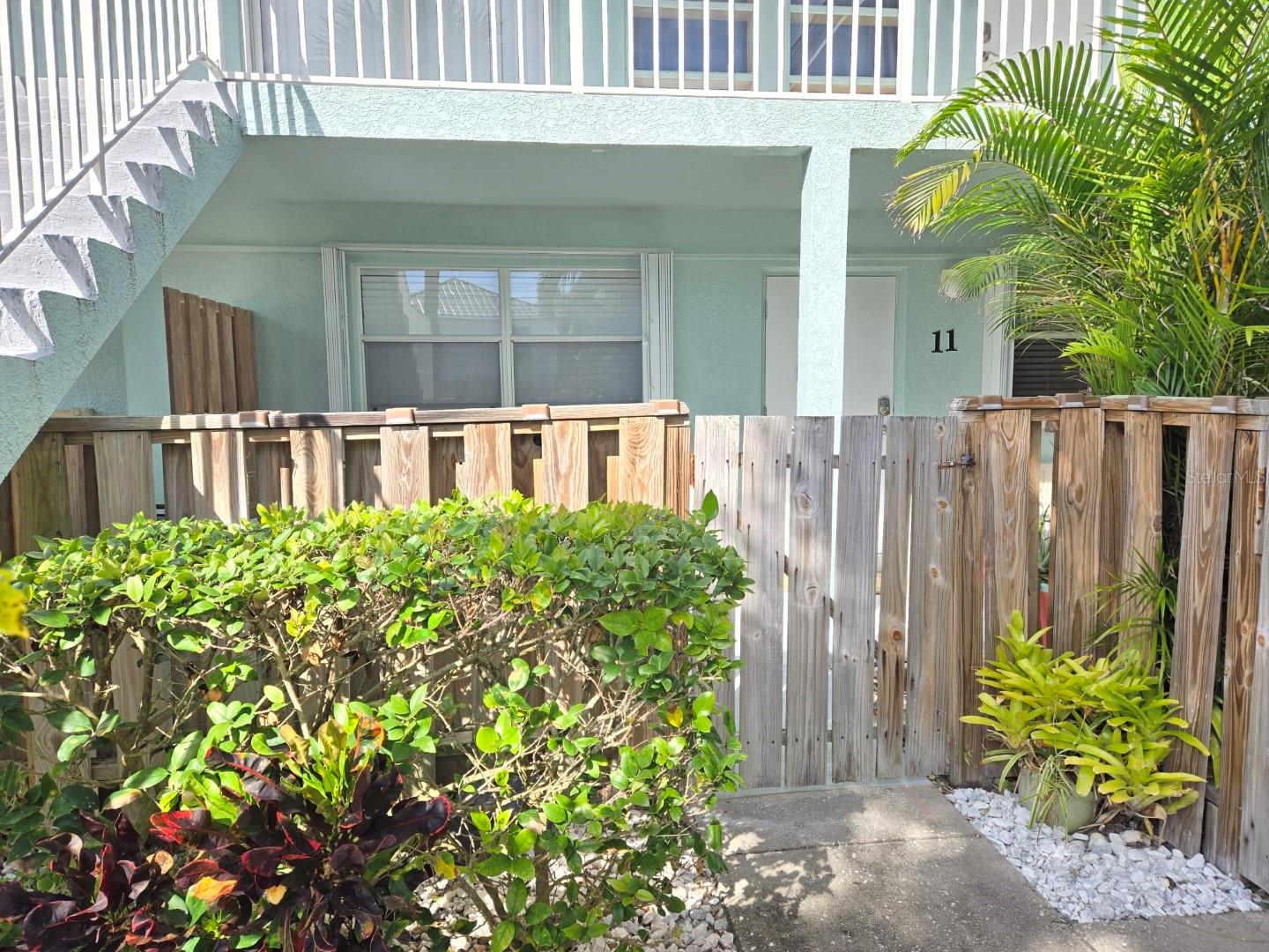 7605 Ridgewood Ave #11-1 Property Photo 2