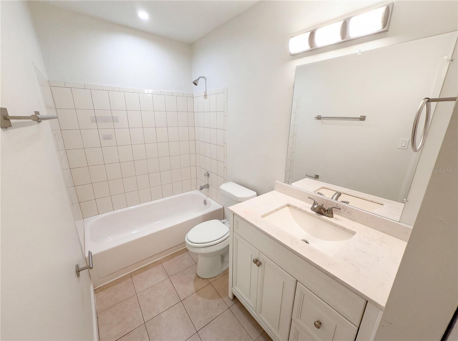 240 Moree Loop #3 Property Photo 18