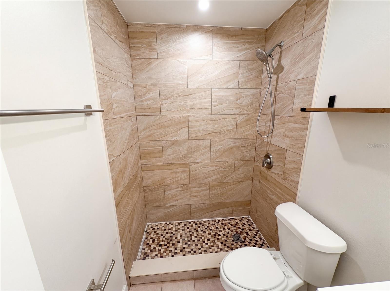 240 Moree Loop #3 Property Photo 21