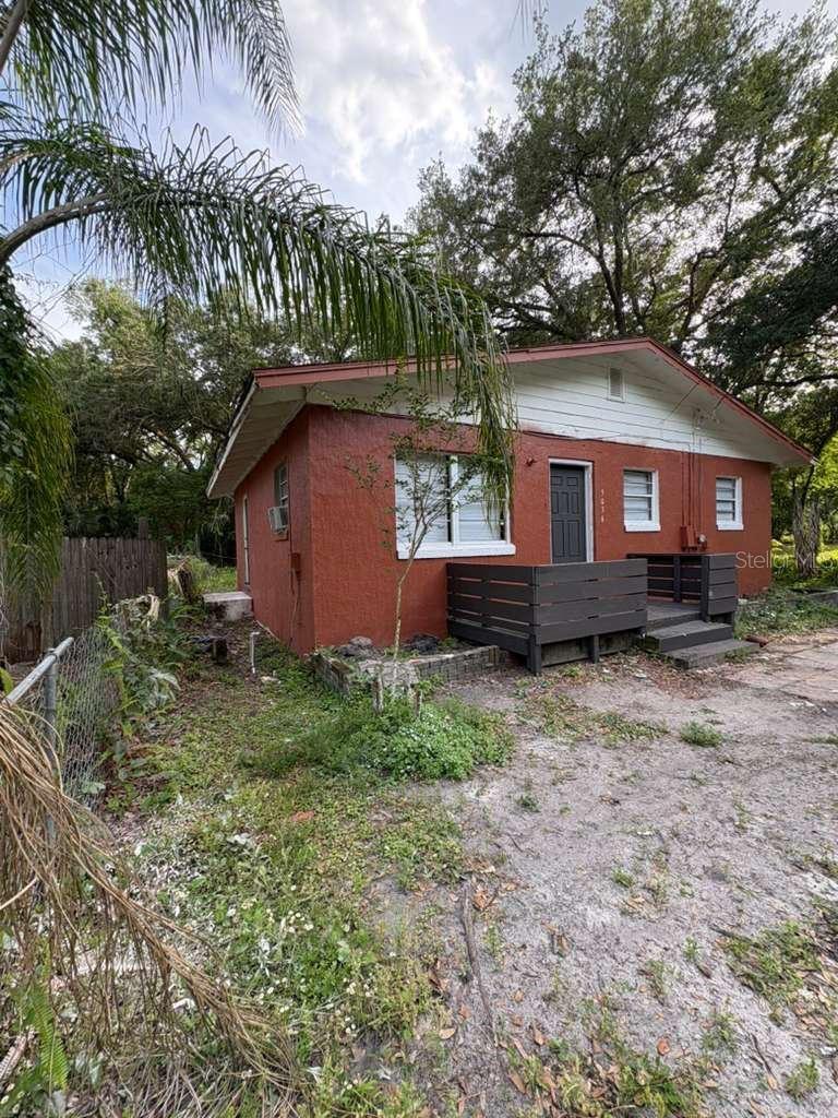 5036 College Property Photo 3