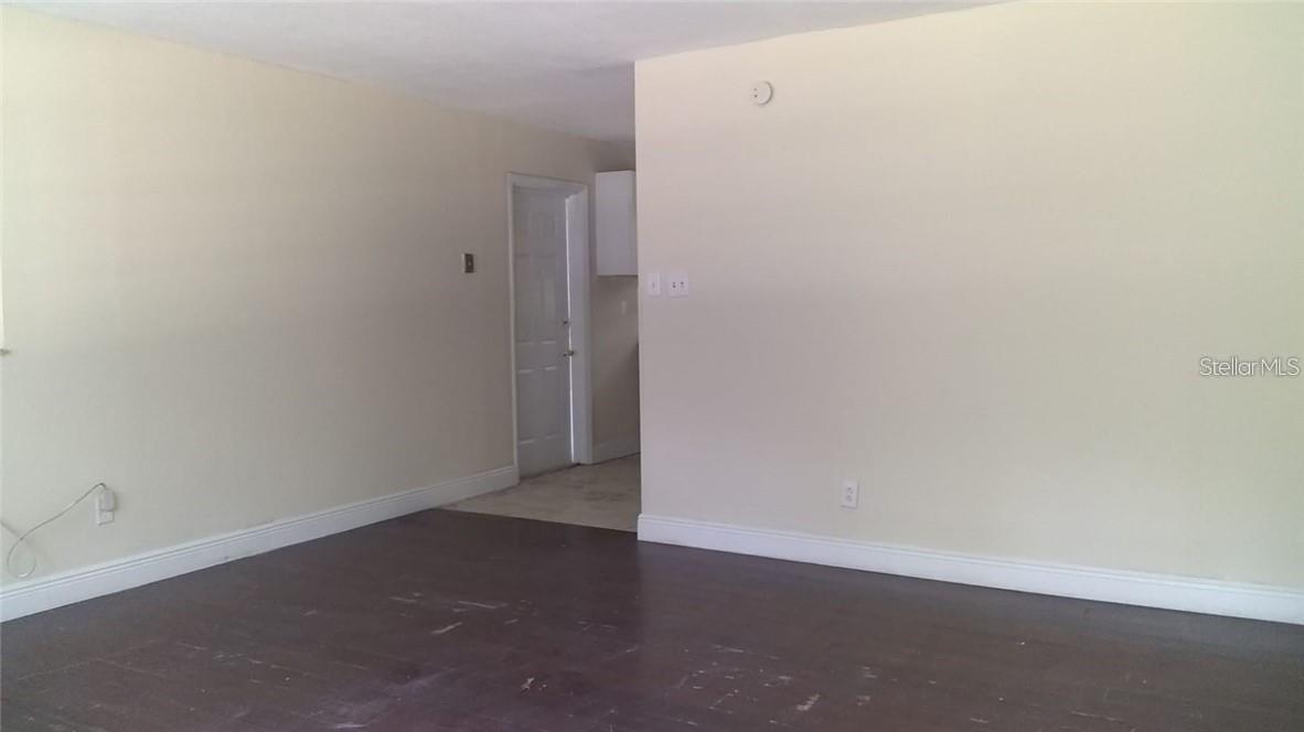 5036 College Property Photo 9
