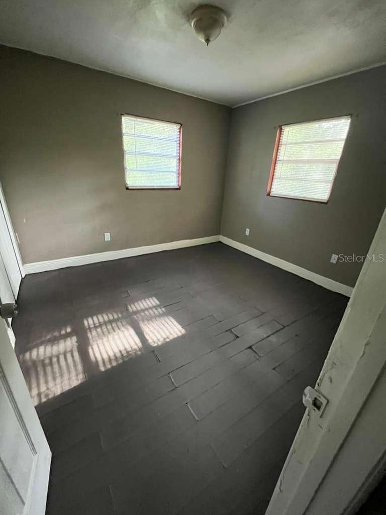 5036 College Property Photo 12