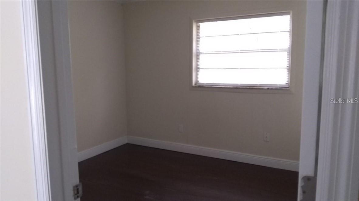 5036 College Property Photo 13