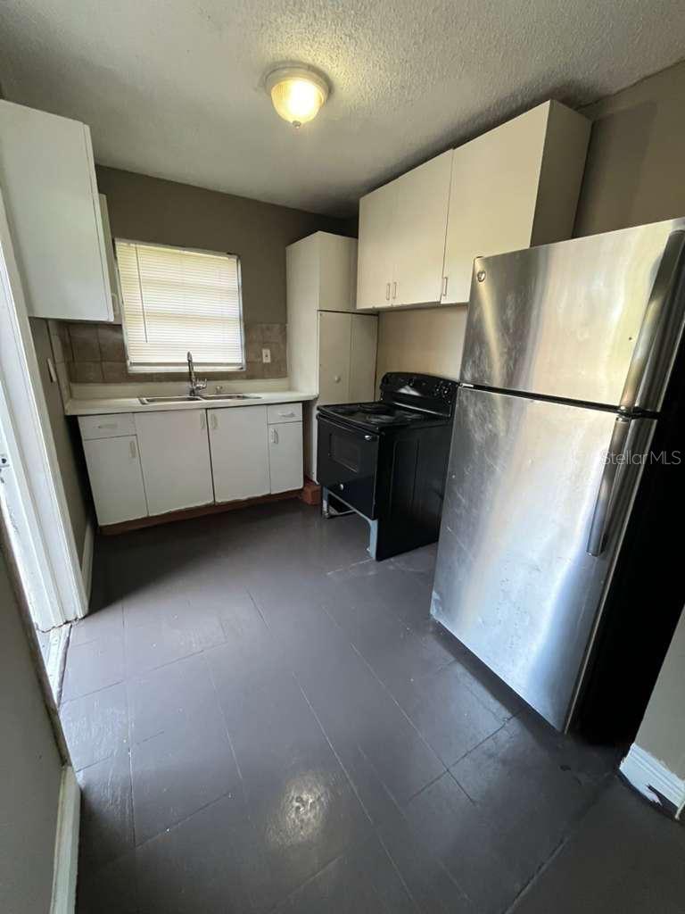 5036 College Property Photo 18
