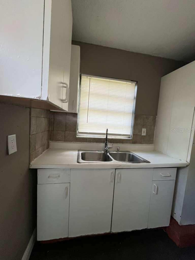 5036 College Property Photo 21
