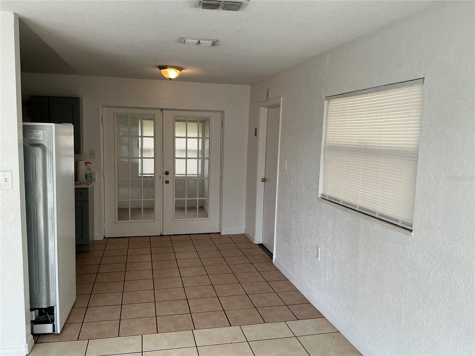 5132 Elese St Property Photo 6