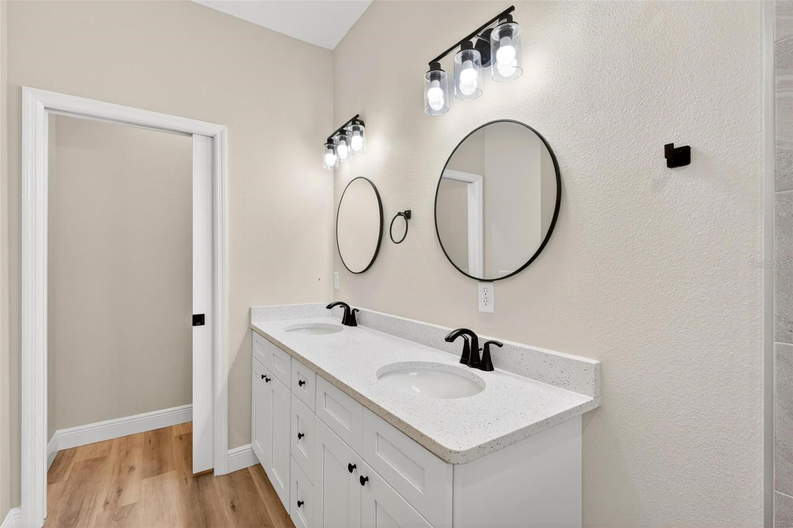 2132 Pine Meadows Golf Course Rd Property Photo 28