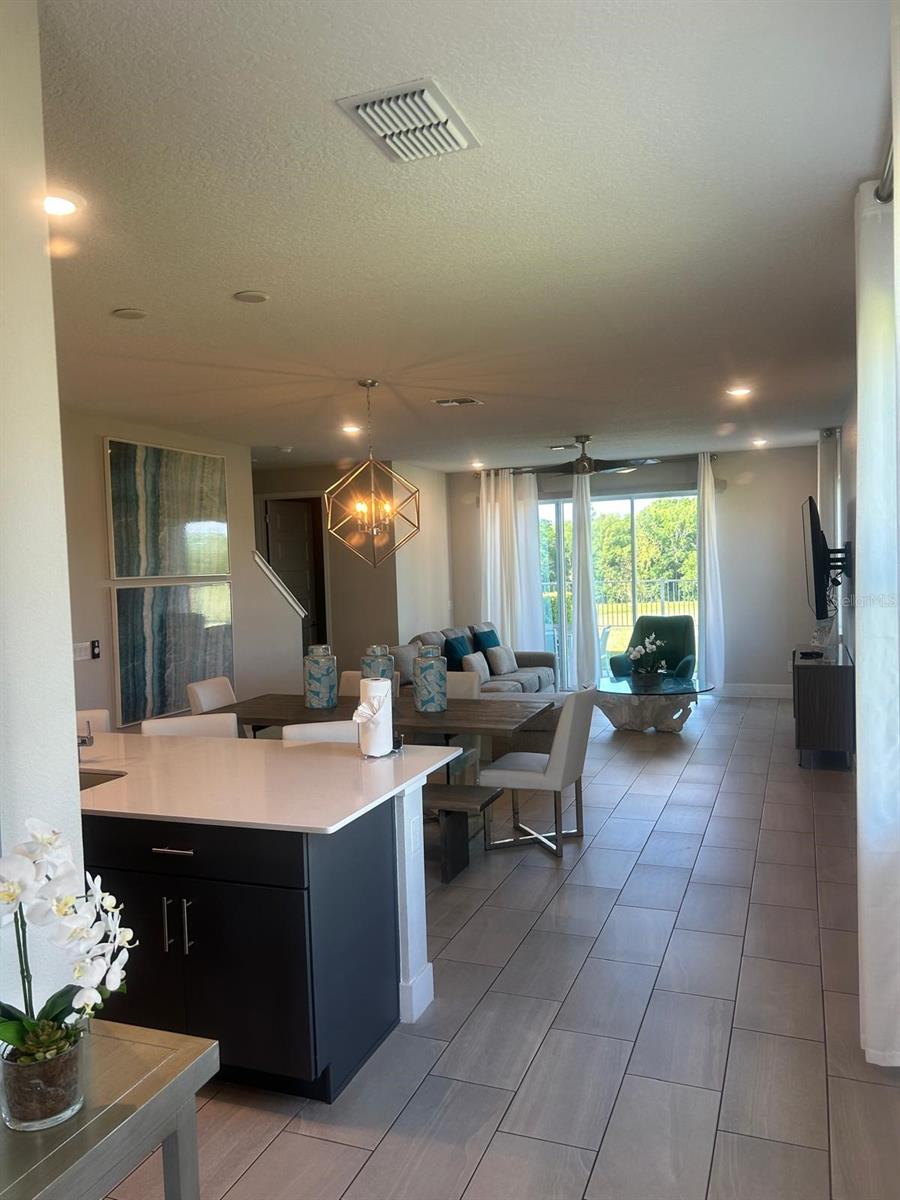 O6399535 Property Photo 3