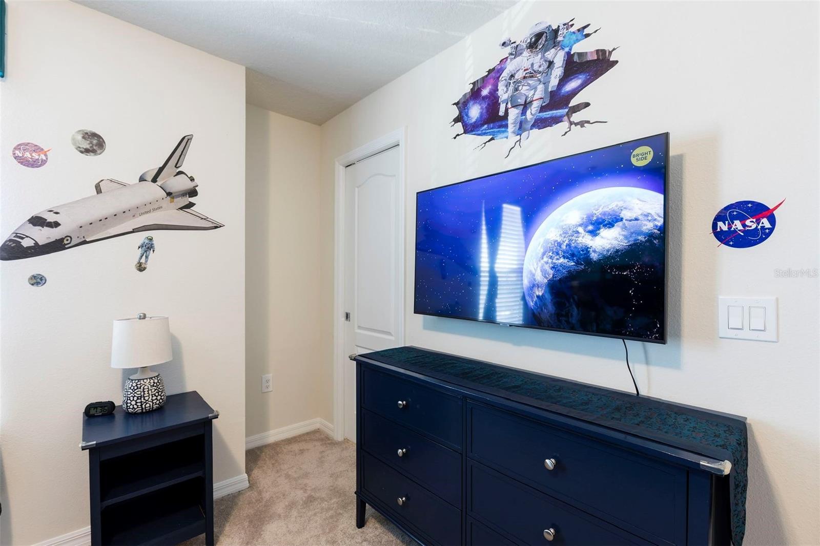 7195 Oakmoss Loop Property Photo 12
