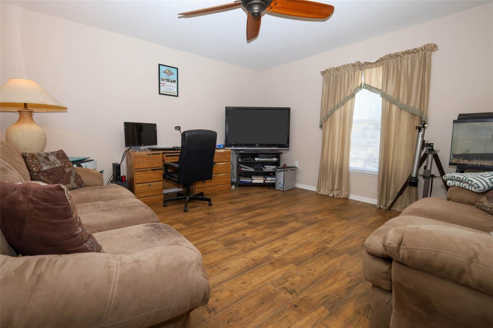 210 Pinefield Dr Property Photo 15
