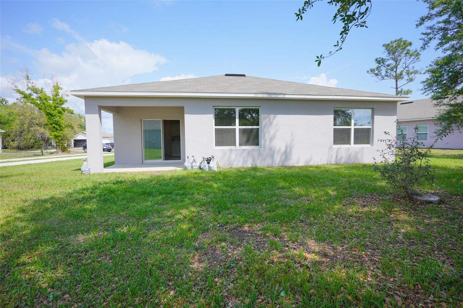 660 Cotulla Dr Property Photo 24