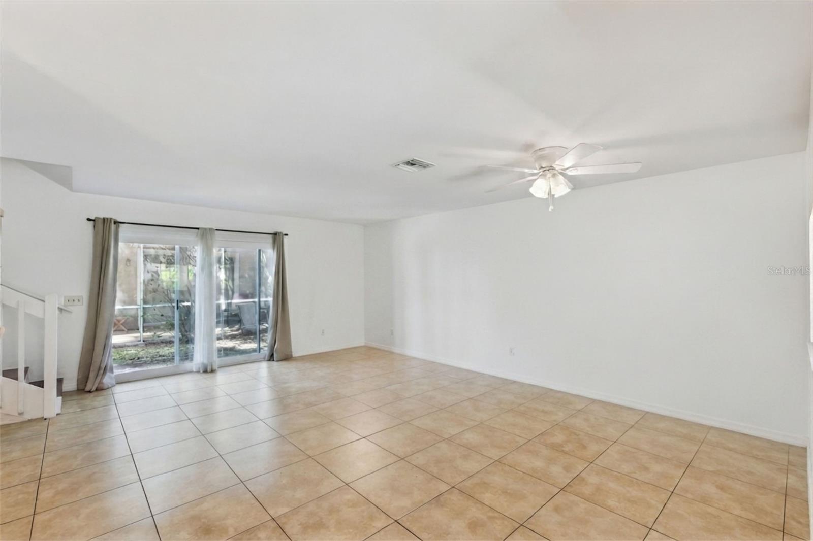 5989 Braemar Pl #102 Property Photo 6