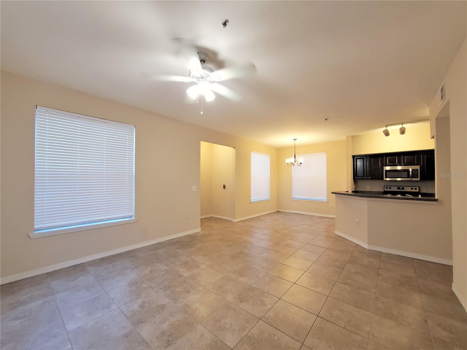 6029 Westgate Dr #712 Property Photo 15