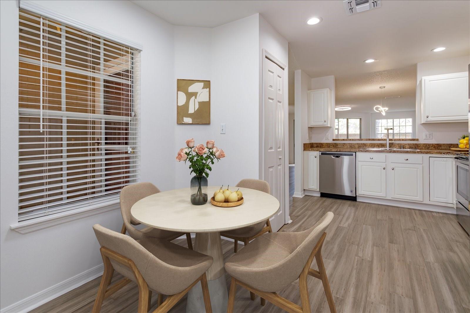 671 Post Oak Cir #107 Property Photo 12