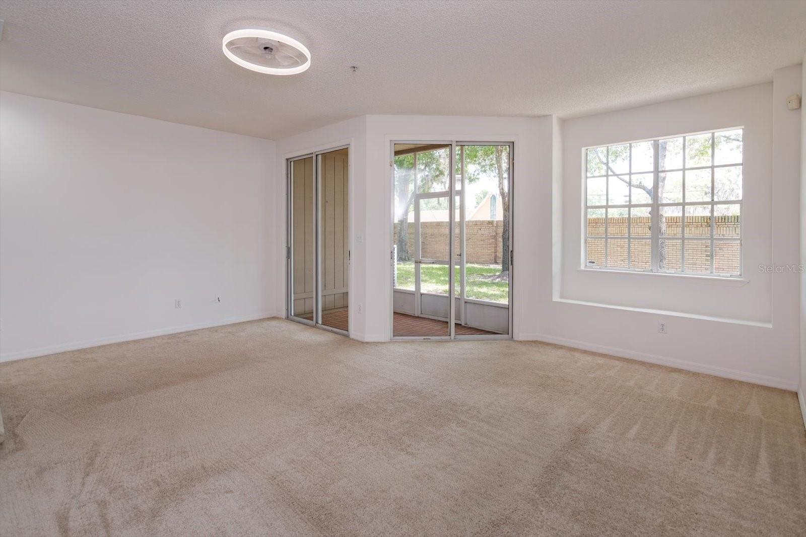 671 Post Oak Cir #107 Property Photo 21