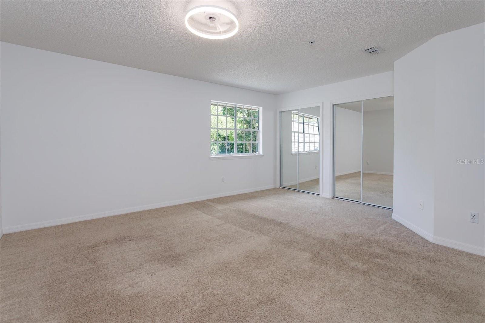 671 Post Oak Cir #107 Property Photo 27