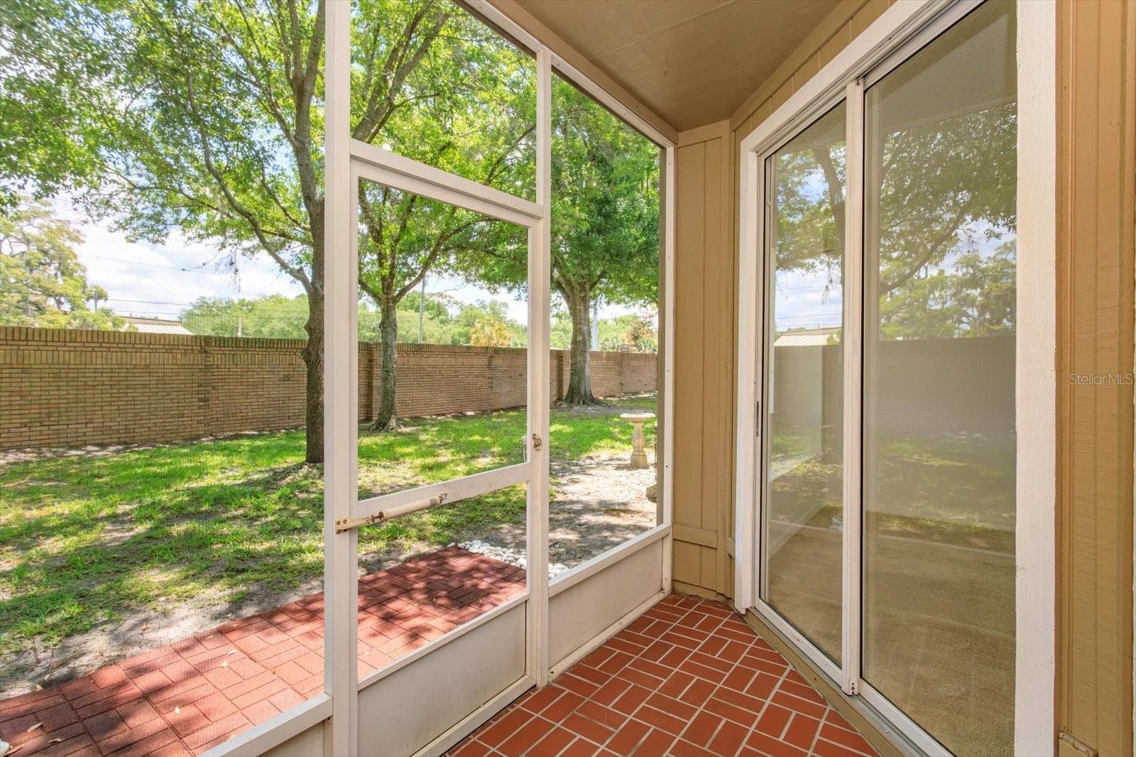 671 Post Oak Cir #107 Property Photo 38