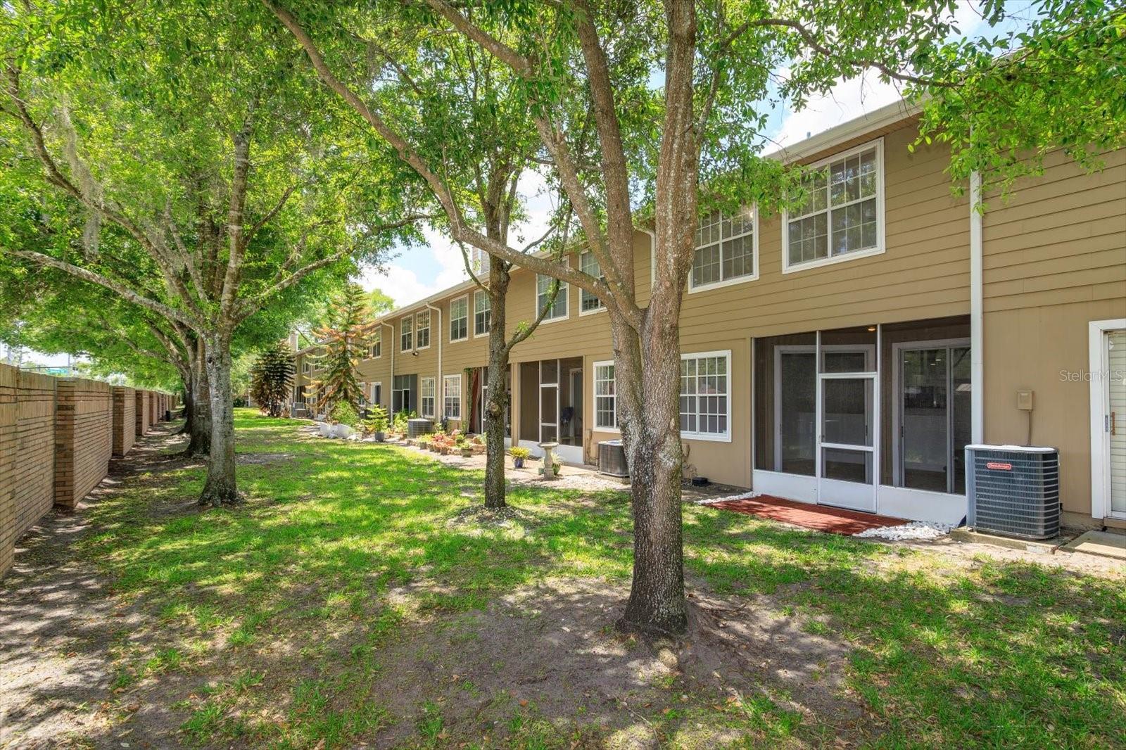 671 Post Oak Cir #107 Property Photo 42