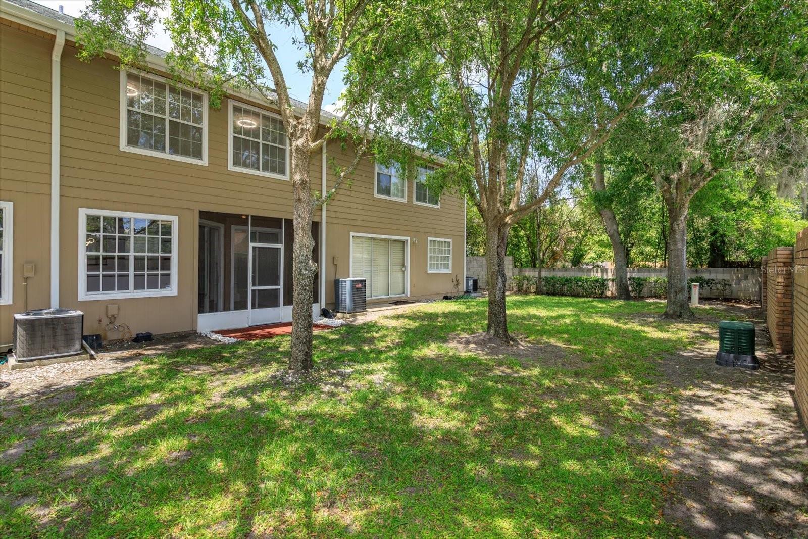 671 Post Oak Cir #107 Property Photo 44