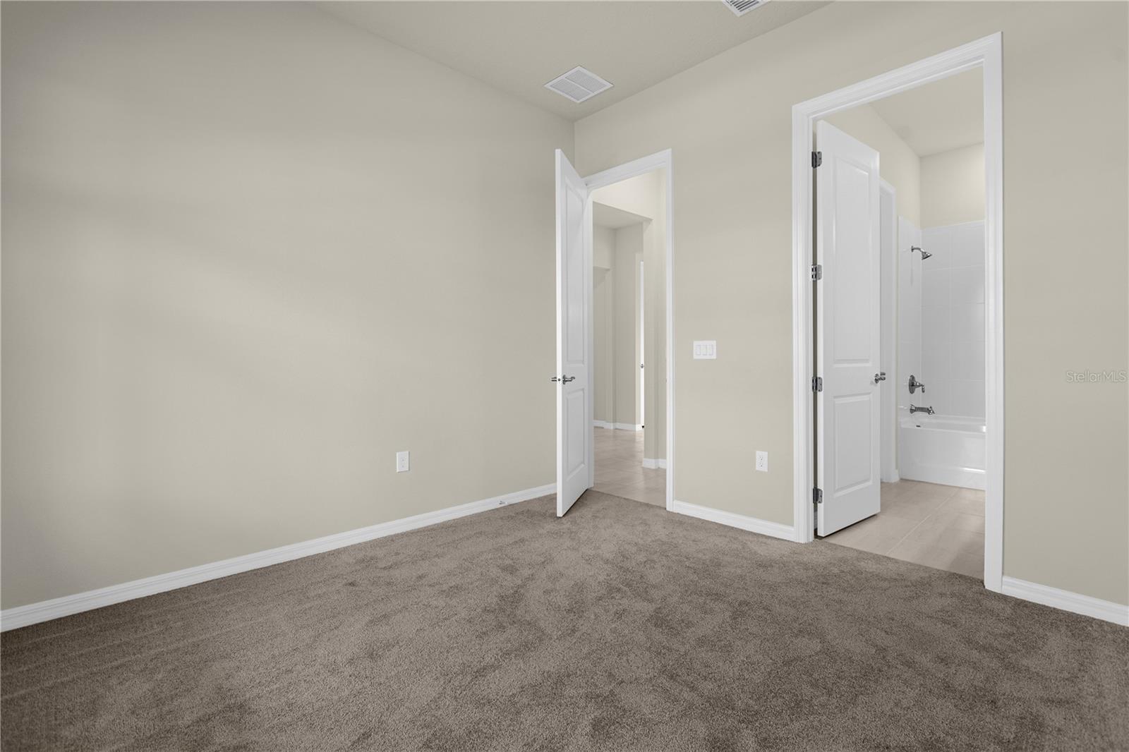 10411 Park Estates Avenue Property Photo 4