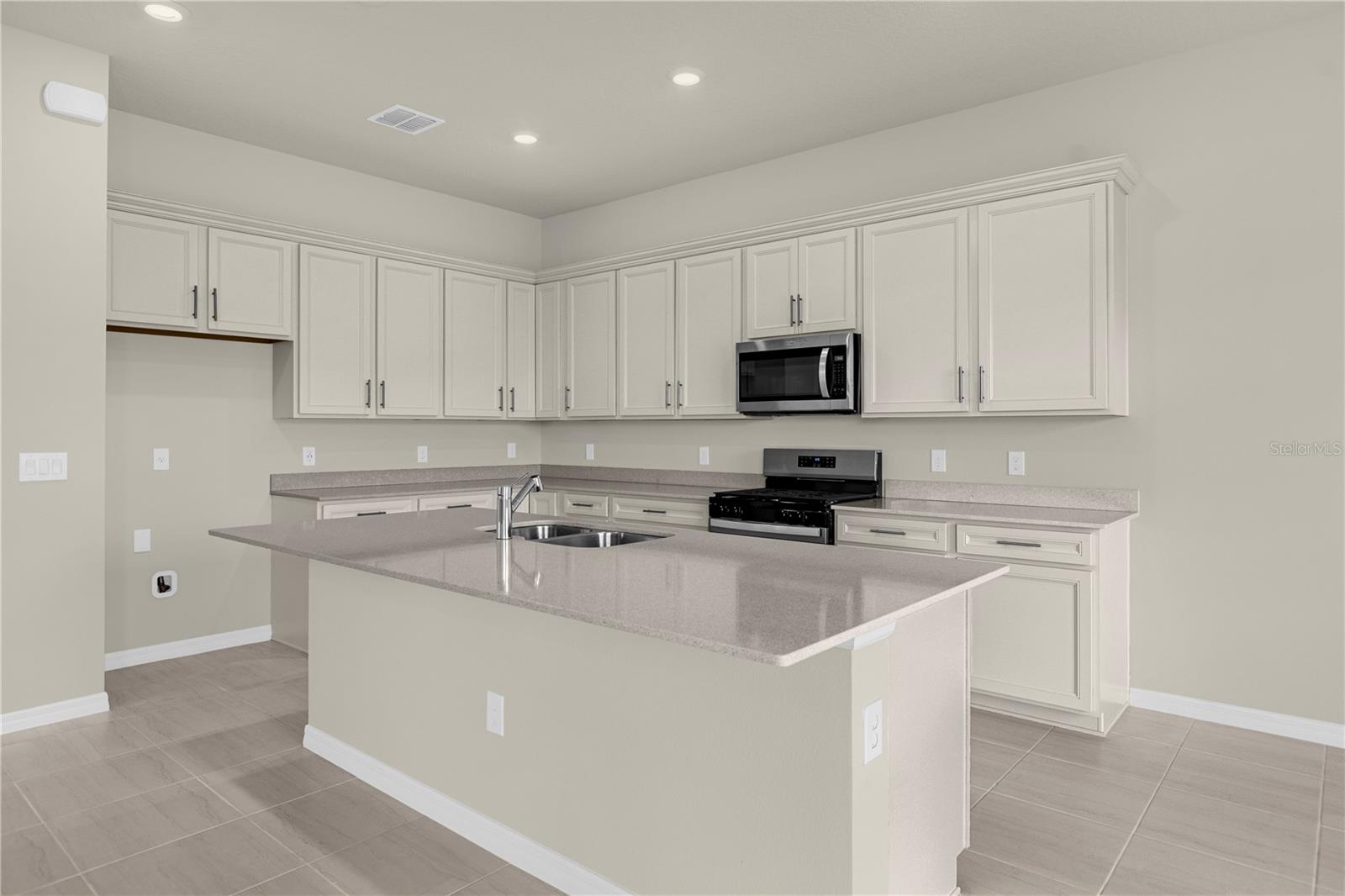 10411 Park Estates Avenue Property Photo 15