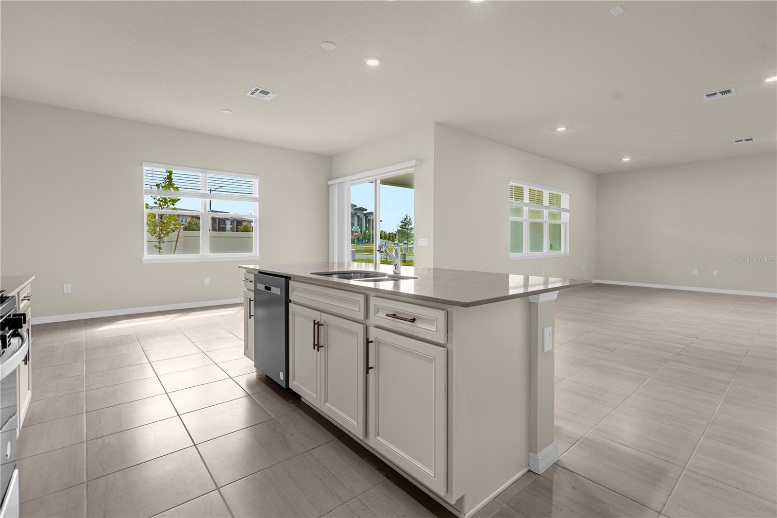 10411 Park Estates Avenue Property Photo 17