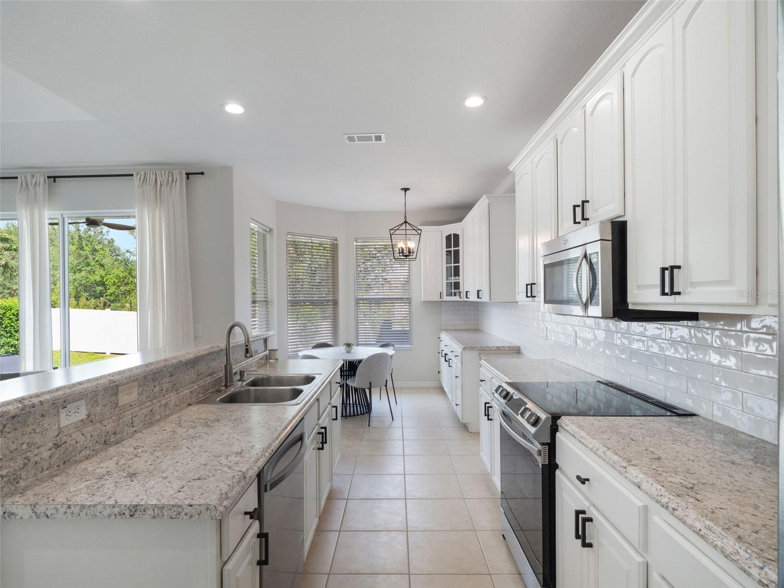 13156 Hatherton Cir Property Photo 17