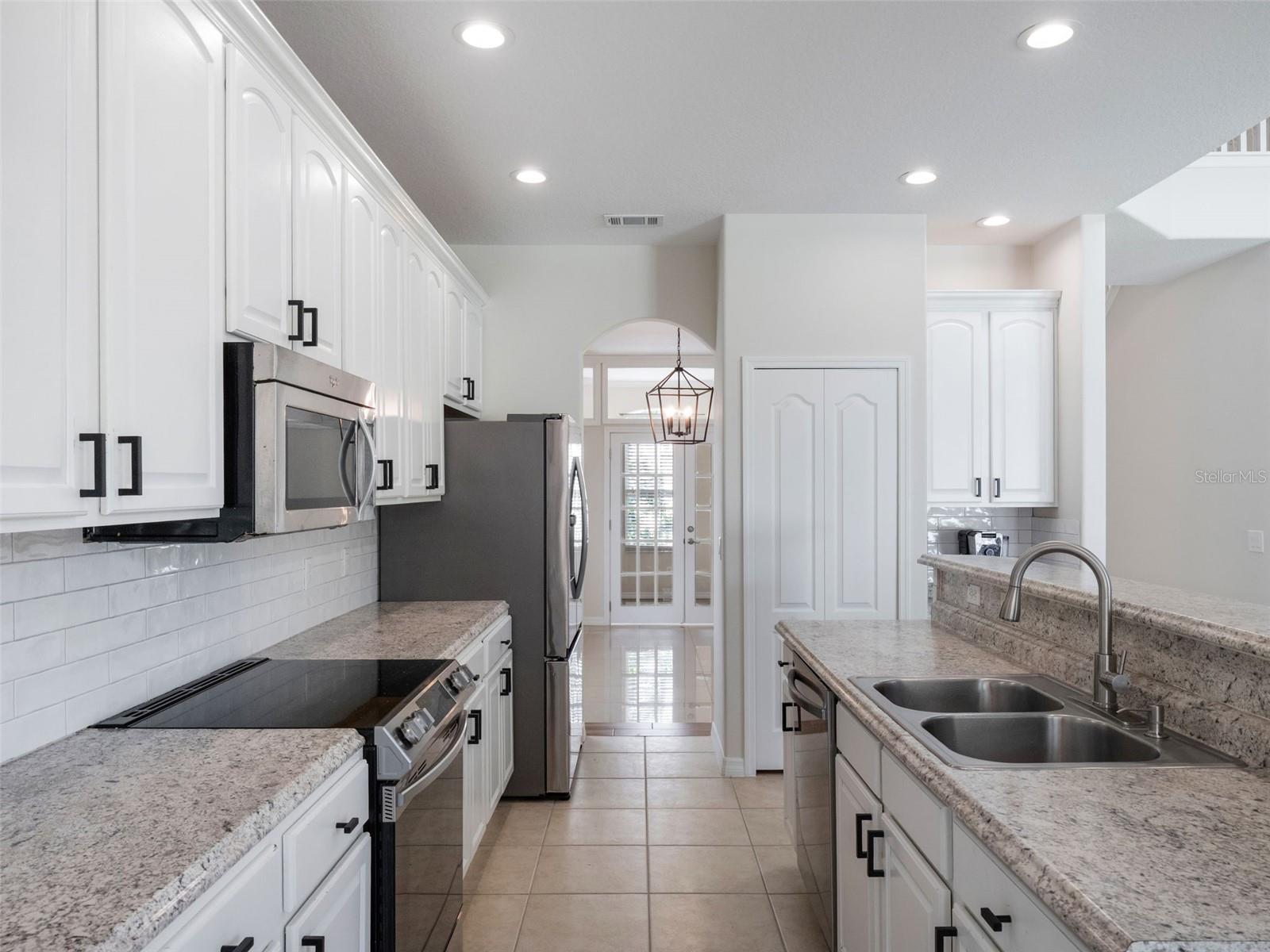 13156 Hatherton Cir Property Photo 18